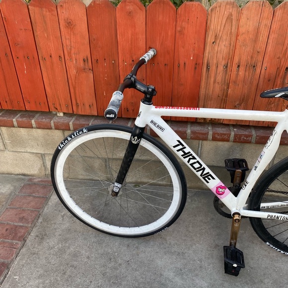 Phantom throne - Picture 3 of 6